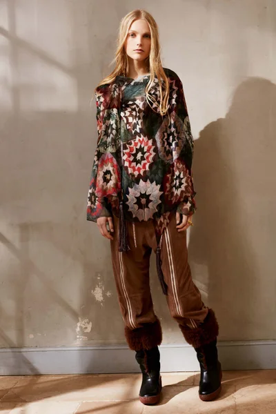 Look 7